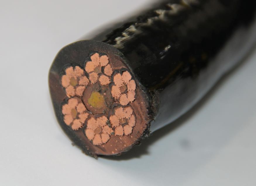 金陽光電線電纜在挑選的過程中需要考慮到下面一些層面.jpg