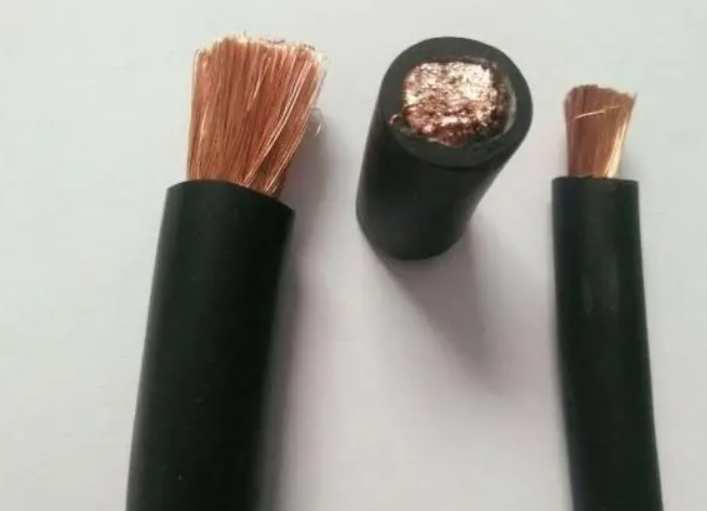 柔性防火電纜的優(yōu)點(diǎn)和功能有哪些.jpg